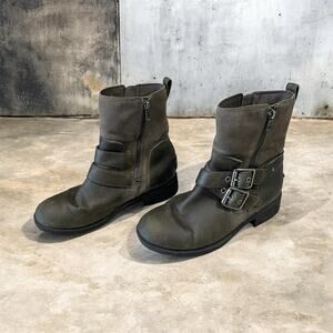 UGG WILDE Slate Leather Ankle Boots MOTO Riding Biker W/Buckles Women’s Size 7.5